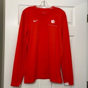 Men’s Clemson Tigers Nike longsleeve size medium